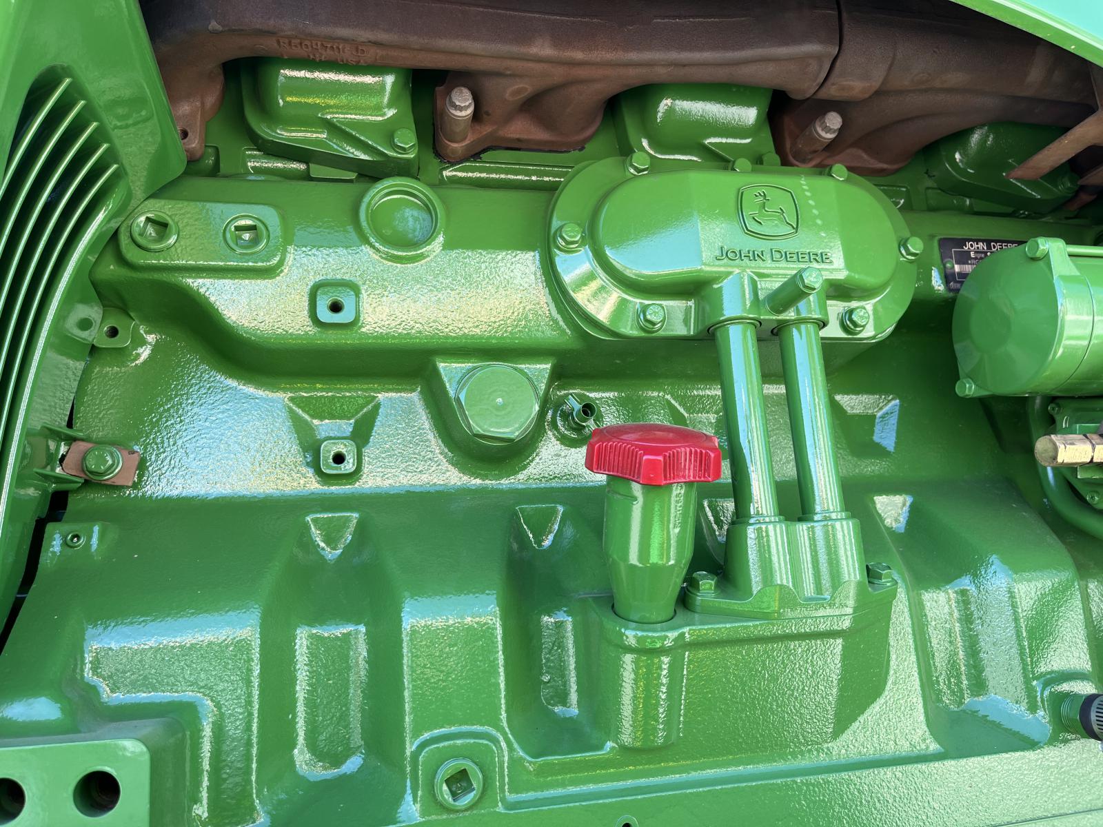 ./imagenes/INVOICE/2019/17361/TRACTOR JOHN DEERE 8320 (2).JPG